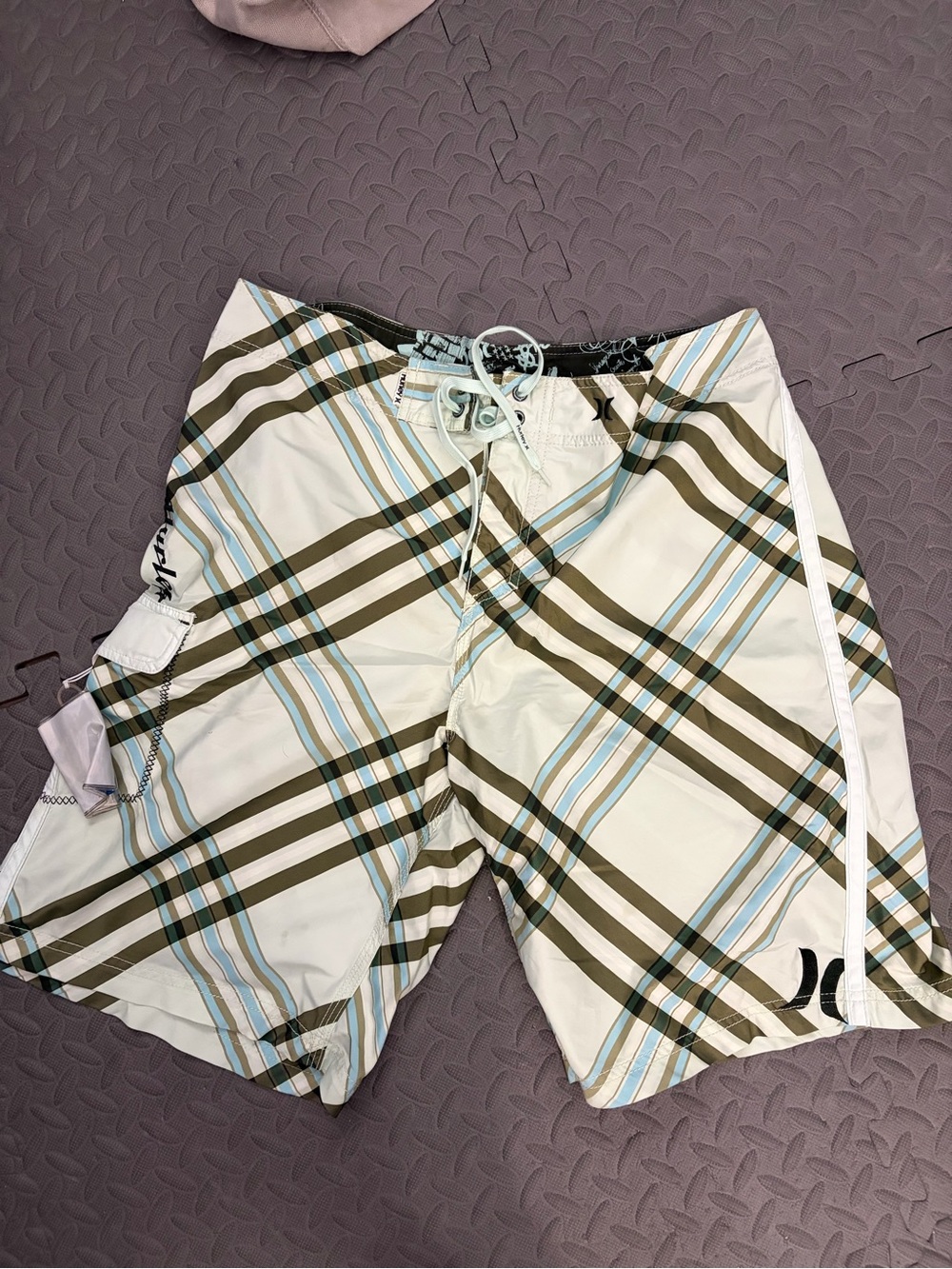 Men’s plaid board shorts men swim trunks  waist measurements 36